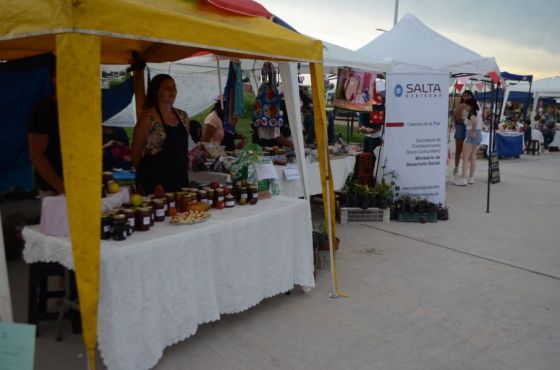 Emprendedores de La Casona se sumaron a la iniciativa de la Feria en Parque Sur