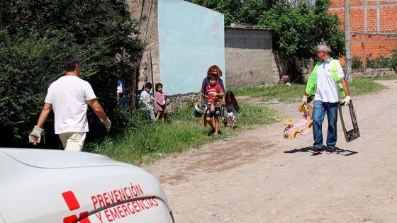 Se realiza descacharrado masivo en barrios de la zona norte capitalina