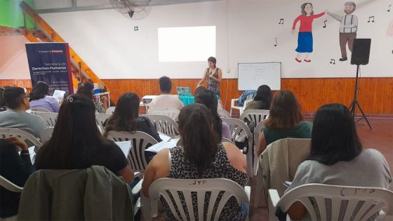 Capacitación para docentes sobre la vulneración de derechos en infancias y adolescencias