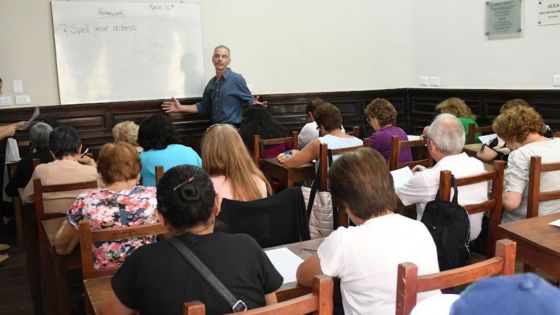 La Universidad Abierta de la Tercera Edad inició el ciclo lectivo