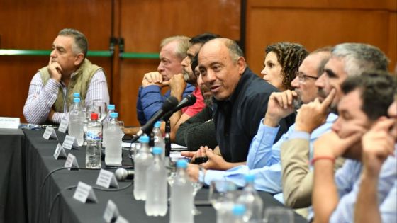 Reunión del Gobierno y los gremios del sector estatal