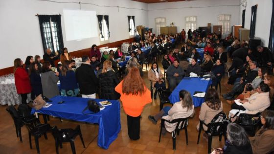 Continúan las mesas de trabajo con docentes del interior