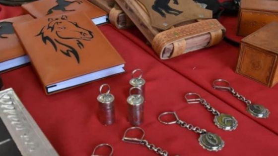 Exposición y venta de productos artesanales en el Servicio Penitenciario de Salta