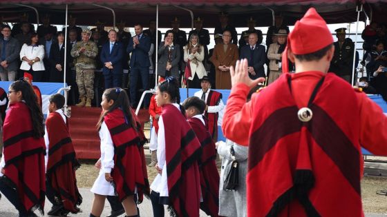 Alumnos de cuarto grado prometieron fidelidad a la Bandera