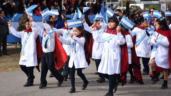 Alumnos de cuarto grado prometieron fidelidad a la Bandera