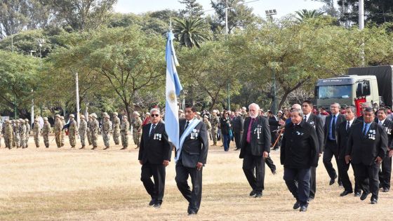 Alumnos de cuarto grado prometieron fidelidad a la Bandera