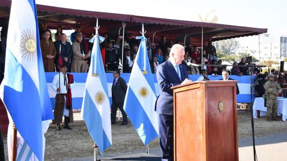 Alumnos de cuarto grado prometieron fidelidad a la Bandera