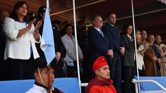 Alumnos de cuarto grado prometieron fidelidad a la Bandera