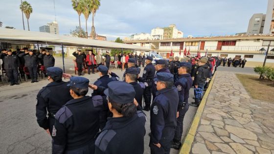 Entrega de móviles a la Policía de Salta