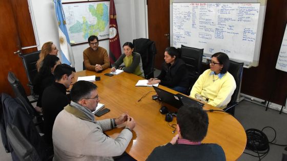 Trabajo institucional para fortalecer el posicionamiento de las frutillas salteñas