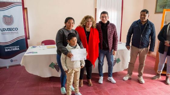 La UPATecO entregó certificados de cursos de formación en oficios en La Viña y Coronel Moldes