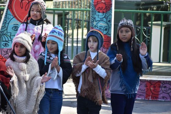 Niños realizaron su Promesa Ambiental en el cerro San Bernardo