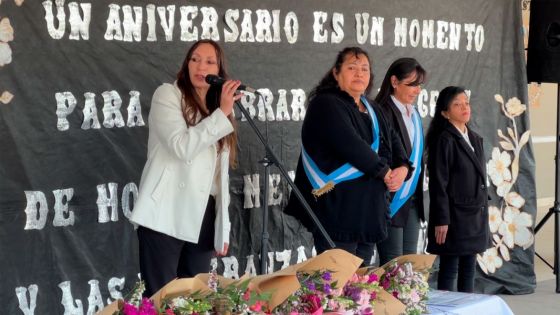 Mangione acompañó la celebración de los 27 años de Ayúdame a Crecer