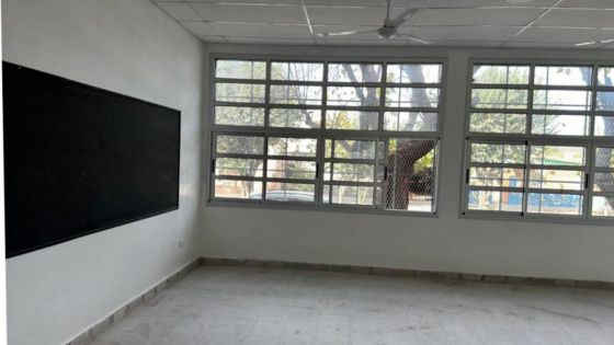 Construyen aulas en establecimientos educativos capitalinos