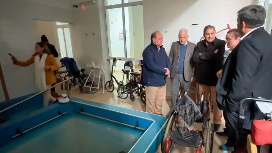 Ministros recorrieron el Centro de Rehabilitación Física y destacan su labor esencial