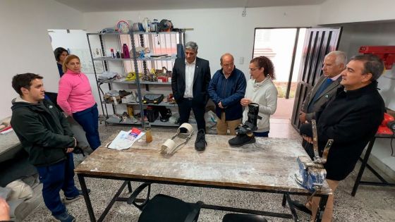 Ministros recorrieron el Centro de Rehabilitación Física y destacan su labor esencial