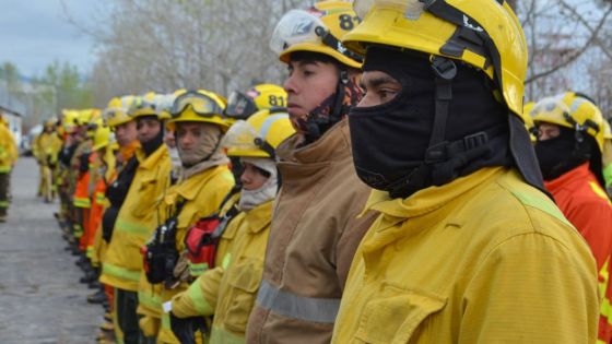 Bomberos voluntarios de Salta, Jujuy, Catamarca, Tucumán y Santiago del Estero realizan entrenamientos para combatir incendios forestales