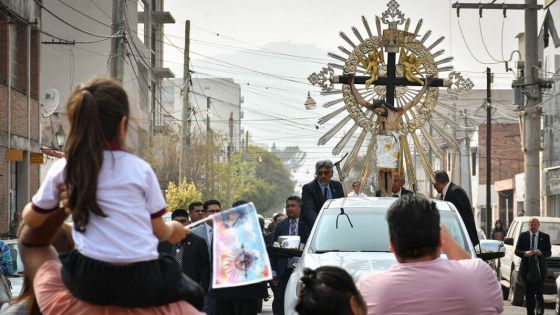 Las imágenes peregrinas del Señor y la Virgen del Milagro recorrieron la ciudad de Salta