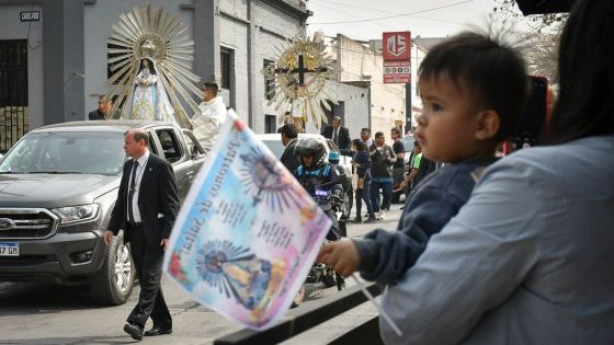 Las imágenes peregrinas del Señor y la Virgen del Milagro recorrieron la ciudad de Salta