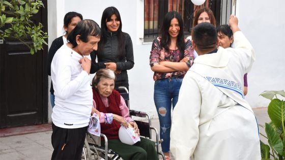 Por más de ocho horas: se cumplió una nueva procesión de las imágenes peregrinas del Señor y la Virgen del Milagro