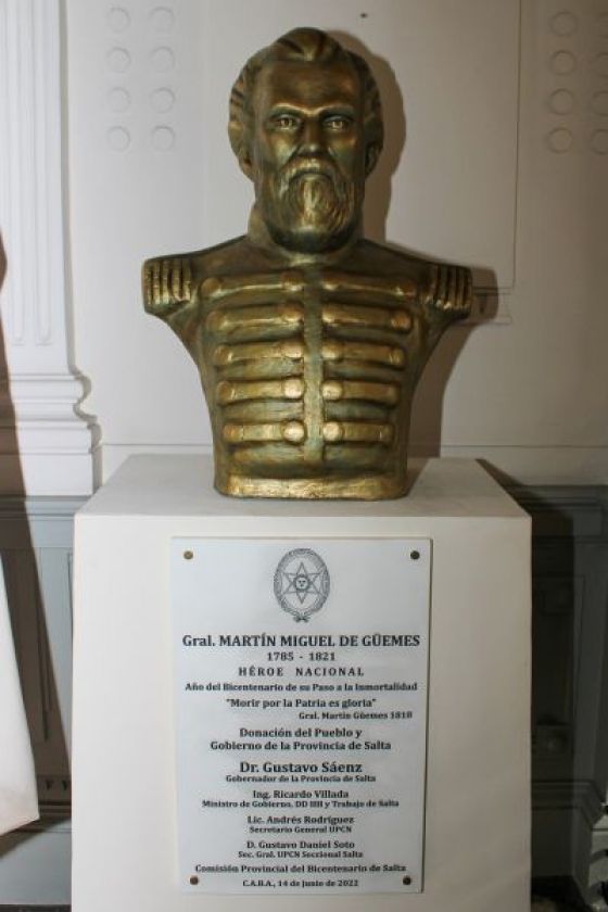 Se inauguró en Buenos Aires un busto del General Martín Miguel de Güemes en la sede central de UPCN