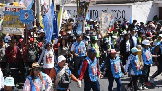 En una Salta unida por la fe, el Gobernador recibió a más de 10 mil peregrinos de los Valles Calchaquíes