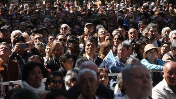 Con la presencia de Gustavo Sáenz y miles de fieles, Salta celebró la solemnidad del Señor del Milagro en el tercer día del Triduo