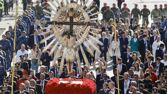 El pueblo de Salta renovó su Pacto de Fidelidad y amor con el Señor y la Virgen del Milagro