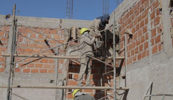 Saénz supervisó el nuevo puesto de control en Salvador Mazza que fortalecerá la lucha contra el comercio ilegal