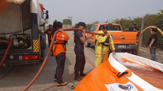 Intenso operativo para extinguir incendios forestales en el norte provincial