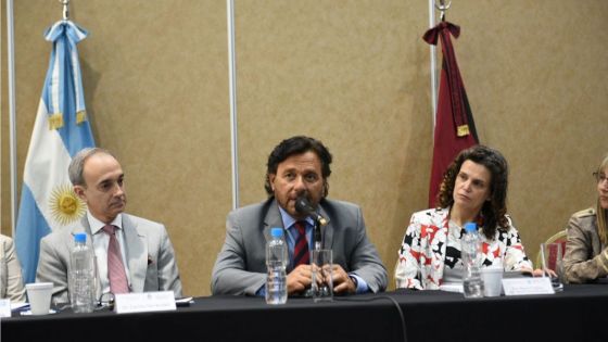 El Gobernador aseguró que la alfabetización es política de Estado y requiere un trabajo articulado con Nación