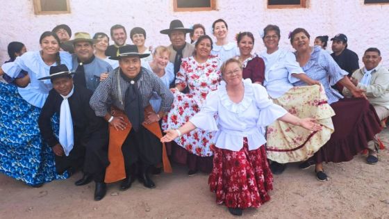 Destacada participación del Taller de Folklore del Mercado Artesanal de Salta en San Carlos