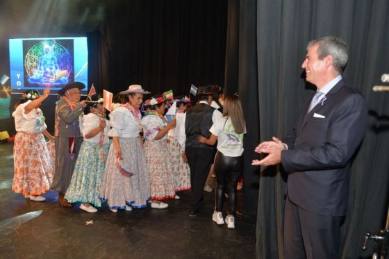 Mil quinientas personas se dieron cita al evento de mayores Danza y Expresión