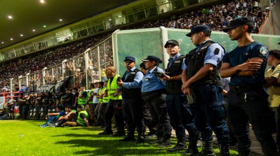 La Policía de Salta colaboró en la planificación del operativo de seguridad por la final del Torneo Federal A en Catamarca