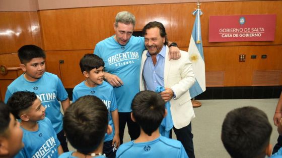 Sáenz felicitó a los niños salteños del seleccionado argentino U12 de Béisbol que representarán a Salta y Argentina en el Premundial