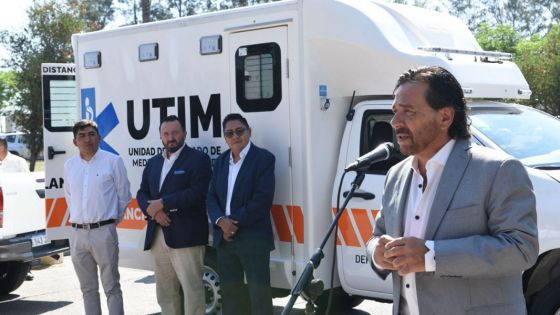 Con la entrega de vehículos la Provincia refuerza los servicios de salud y seguridad en el departamento Los Andes