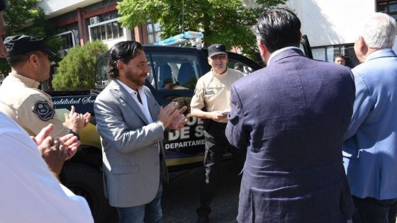 Con la entrega de vehículos la Provincia refuerza los servicios de salud y seguridad en el departamento Los Andes