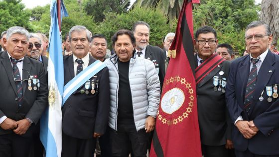 El Gobernador acompañó al pueblo de Coronel Moldes en la inauguración de una plaza en homenaje a sus excombatientes de Malvinas