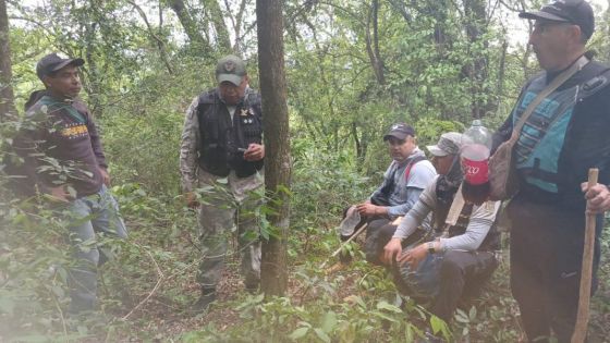 Intenso operativo de rescate en Río Piedras