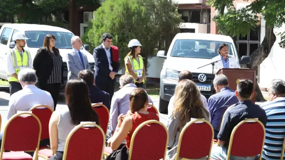 Con vehículos y equipamiento, el gobernador Sáenz asegura una minería responsable y transparente en Salta