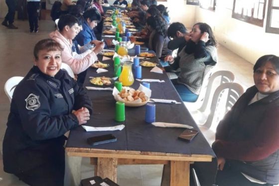 Alumnos de dos escuelas rurales de General Güemes recorrieron la ciudad.