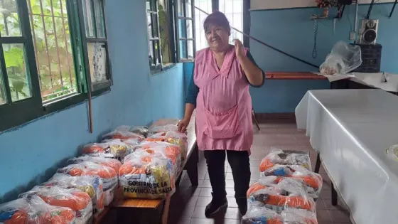 El Gobierno provincial entregó refuerzos alimentarios a comedores infantiles de Capital y Rosario de Lerma