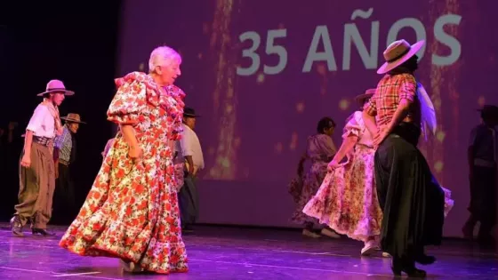 Reconocimientos en la Gala anual por los 35 años de la Universidad Abierta de la Tercera Edad