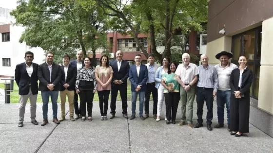 Por primera vez estudiantes de medicina del interior podrán hacer el curso ingreso en su municipio de origen