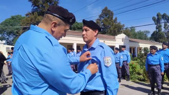 Agentes penitenciarios ascendieron al grado inmediato superior.