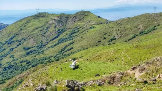 Operativo de rescate de un joven que cayó a un barranco en el paraje El Sunchal