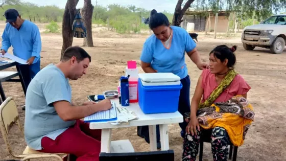 Pediatras y generalistas atienden en misiones y parajes de Santa Victoria Este