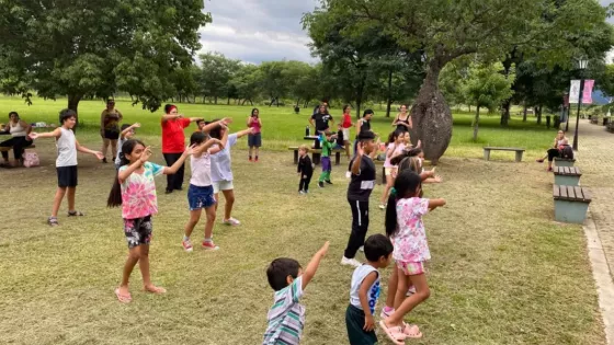 Educación continúa promoviendo el deporte y la expresión artística en vacaciones