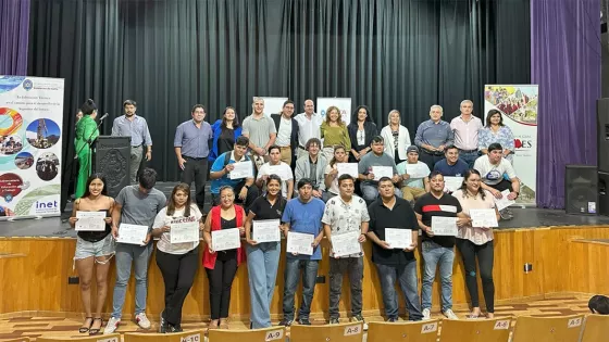 General Güemes: entrega de certificados del Curso Operario para Minería e Industria