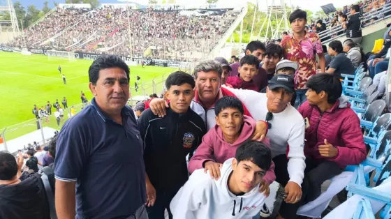 Deportistas de Rivadavia Banda Norte participaron de un evento futbolístico profesional